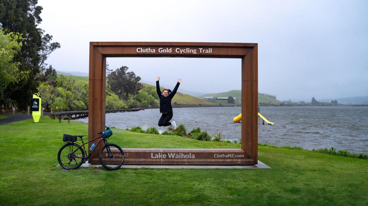825121 clutha gold trail lake waihola spring 2025 credit brook sabin 13 web size 1920px