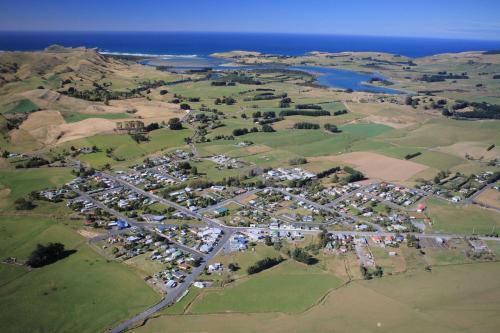 169347 owaka township aerial credit richard schofield web size 1920px