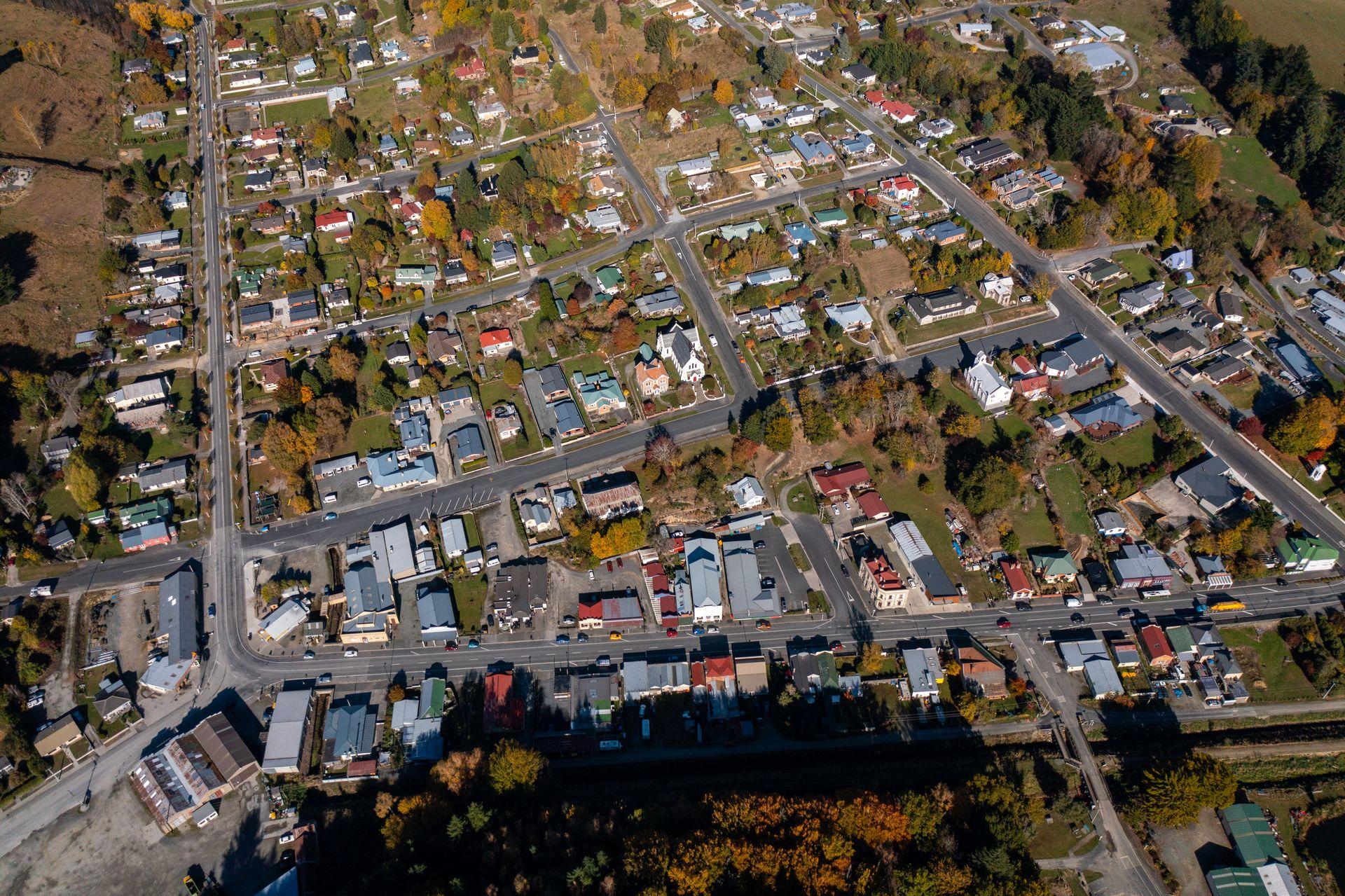 136472 lawrence new zealand credit clutha nz 54 web size 1920px